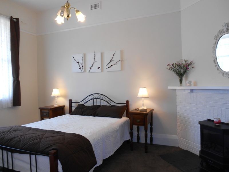 27 Jennings Street, Colac VIC 3250