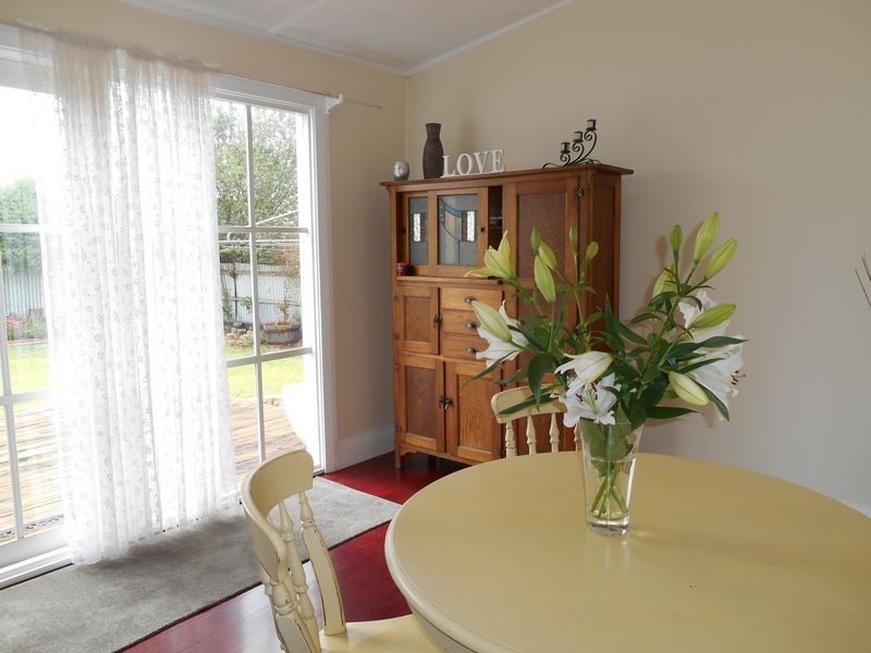 27 Jennings Street, Colac VIC 3250