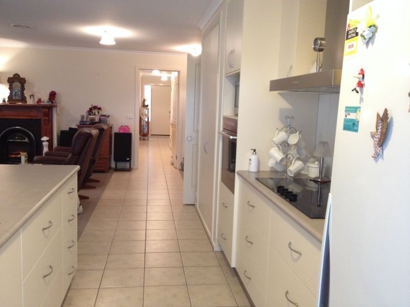 169 Armstrong Street, Colac VIC 3250