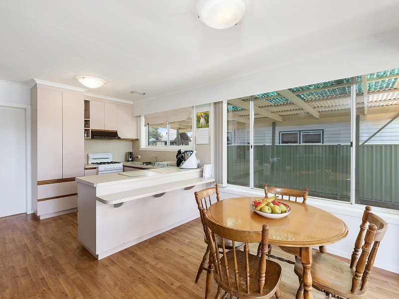 73 Sinclair Street, Colac VIC 3250