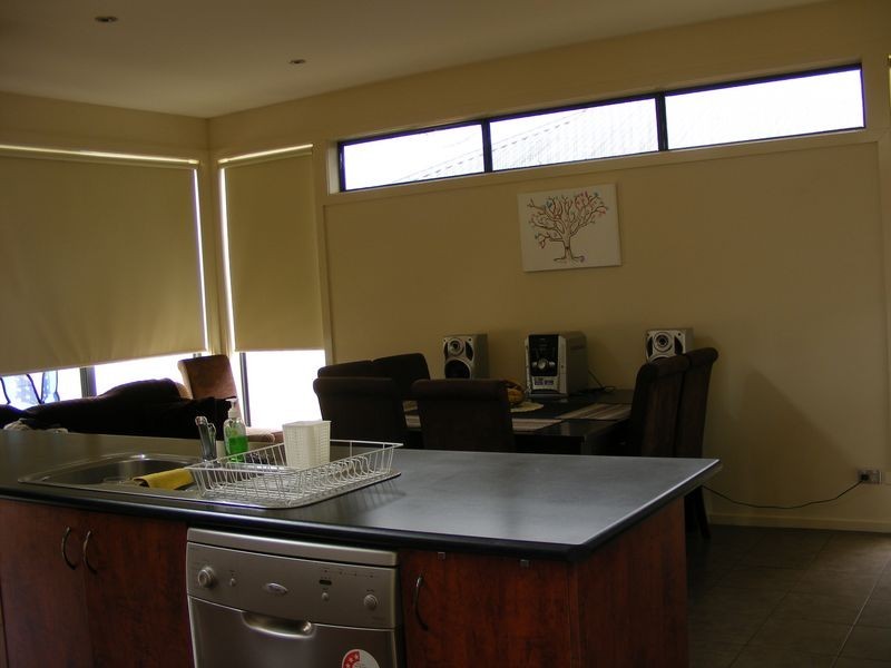 1/158 Pound Road, Elliminyt VIC 3250