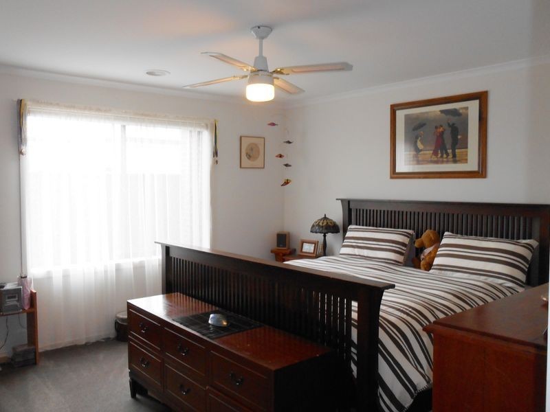 77 Imperial Drive, Colac VIC 3250