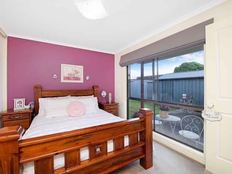 73 Armstrong Street, Colac VIC 3250