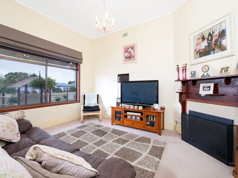 73 Armstrong Street, Colac VIC 3250