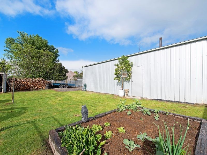 73 Armstrong Street, Colac VIC 3250