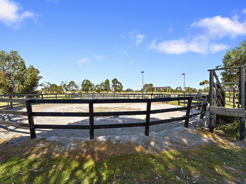 10 McDonnells Road, Birregurra VIC 3242