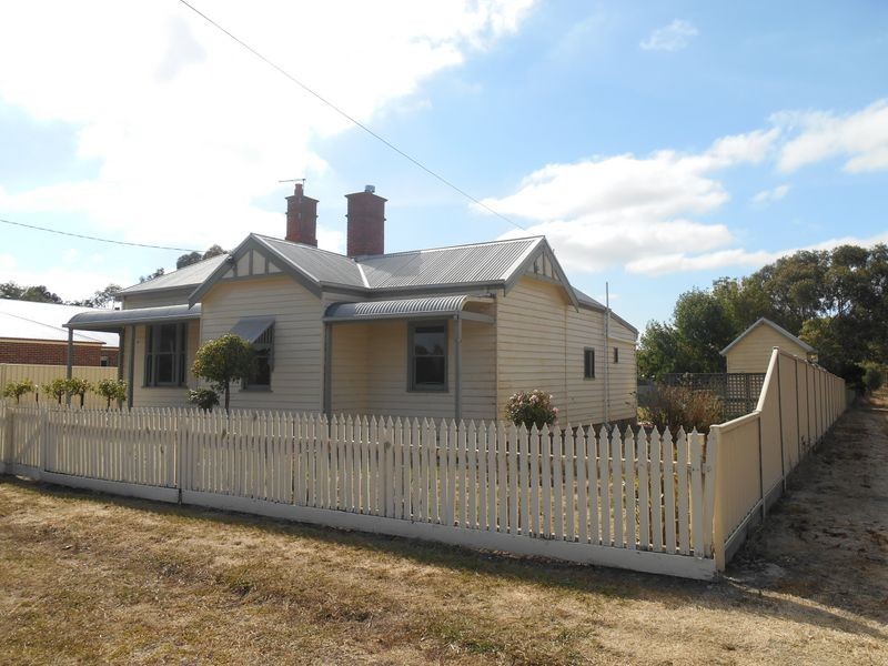 27 Strachan Street, Birregurra VIC 3242