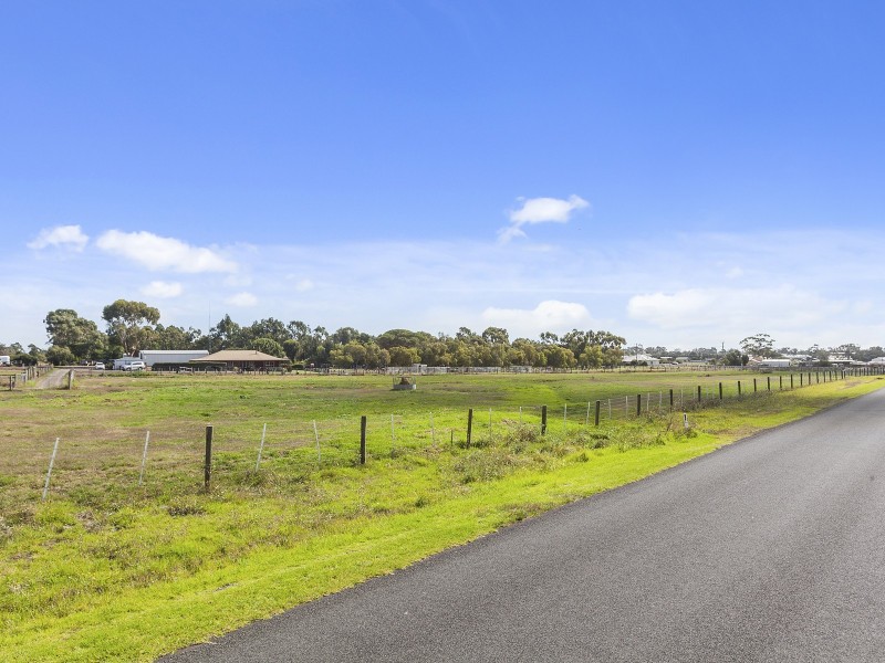 66 Aireys Street, Elliminyt VIC 3250