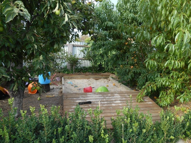 22 Armstrong Street, Colac VIC 3250