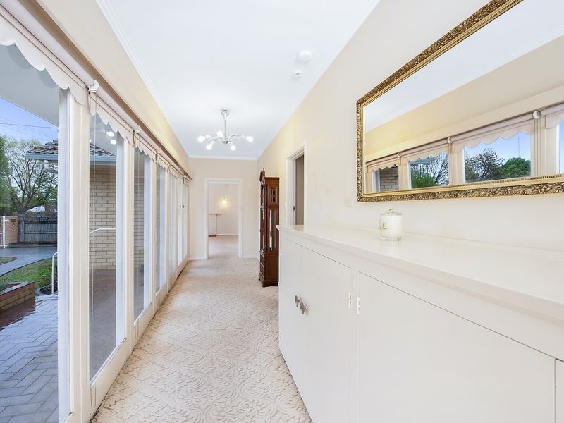 33 Moore Street, Colac VIC 3250