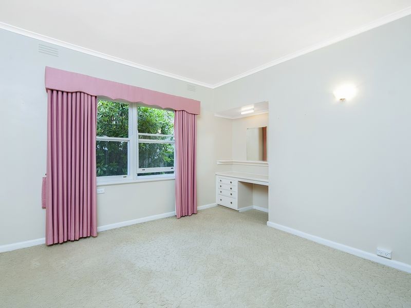 33 Moore Street, Colac VIC 3250