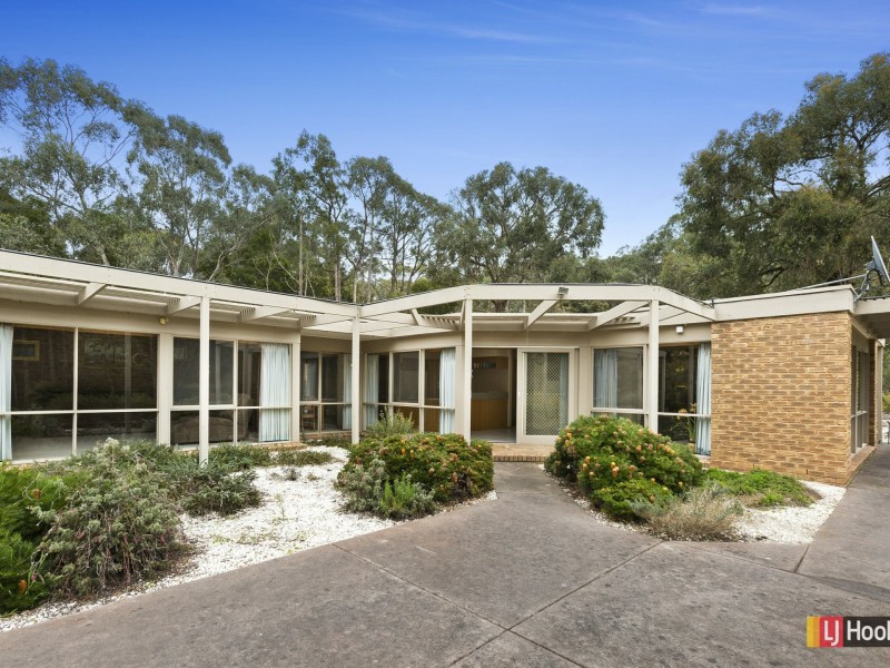 25 Johnsons Road, Barongarook VIC 3249