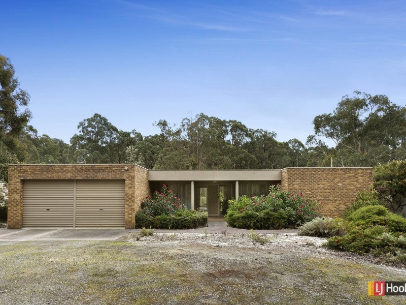 25 Johnsons Road, Barongarook VIC 3249
