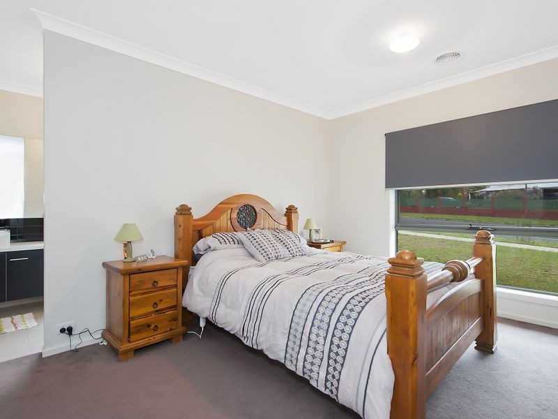 27 Wilson Street, Colac VIC 3250