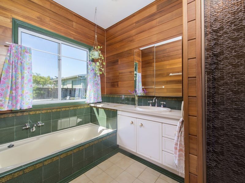 75 McCalls Road, Yeodene VIC 3249