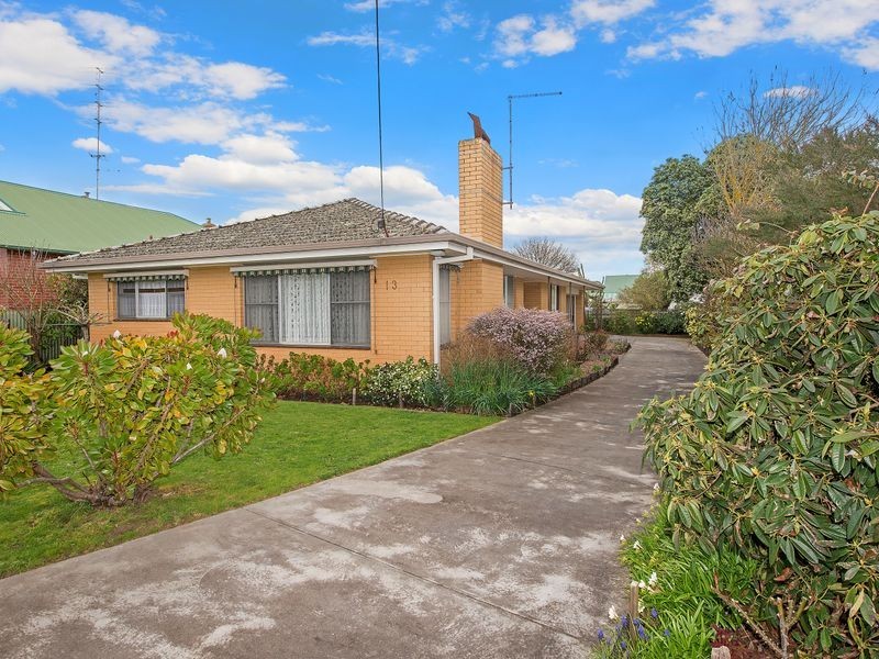 13 Corangamite Street, Colac VIC 3250