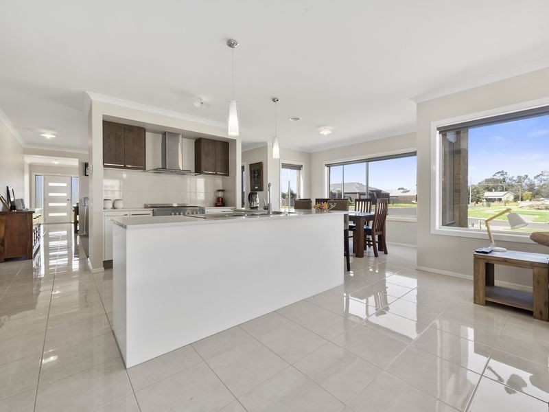 10 Kettle Street, Colac VIC 3250