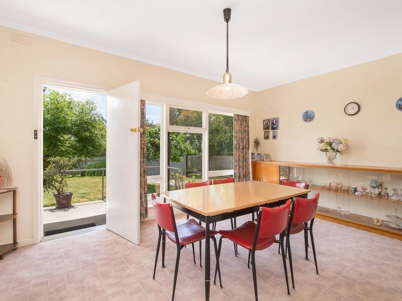 51 Moore Street, Colac VIC 3250