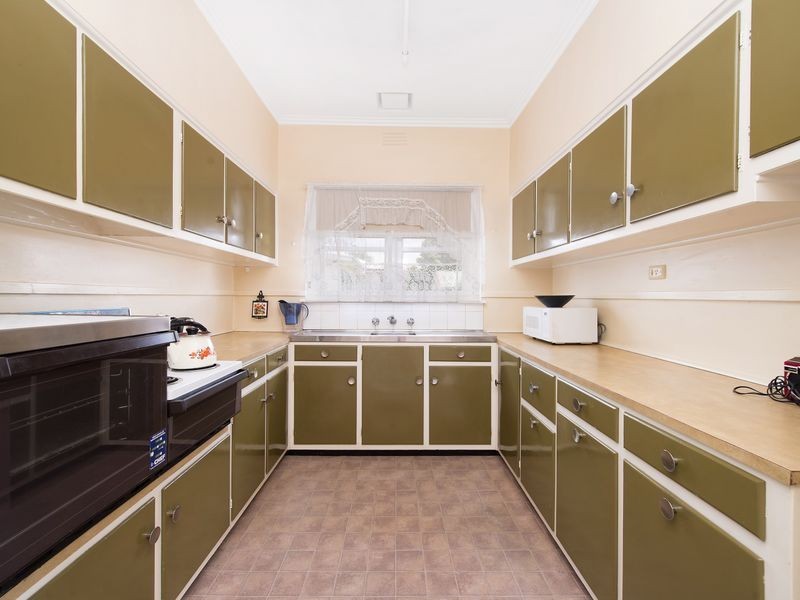 51 Moore Street, Colac VIC 3250