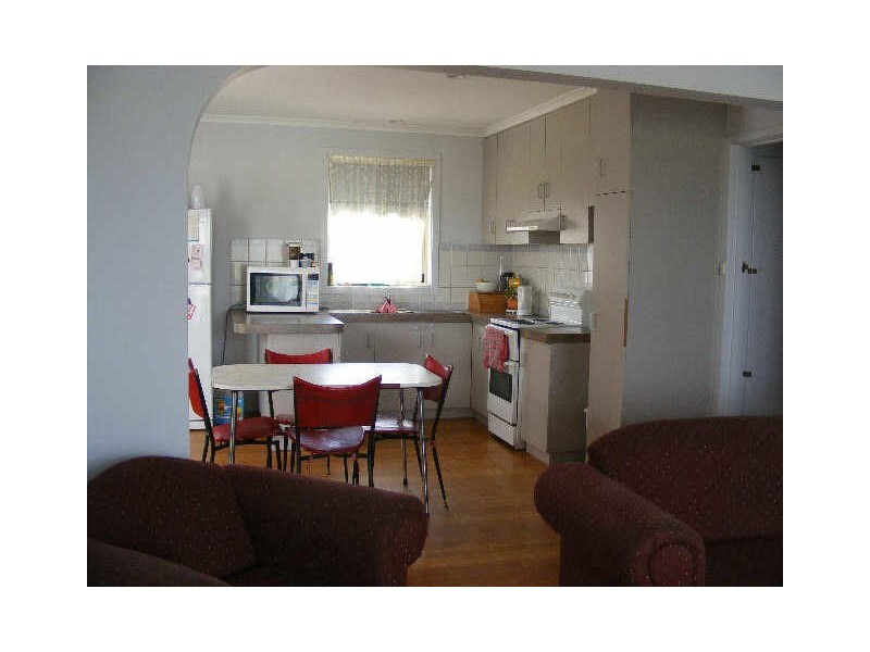 140 Armstrong Street, Colac VIC 3250