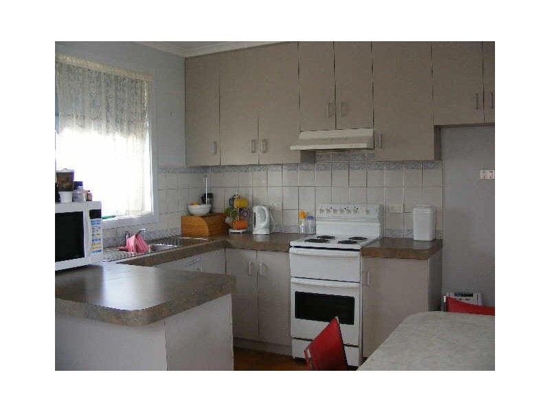 140 Armstrong Street, Colac VIC 3250