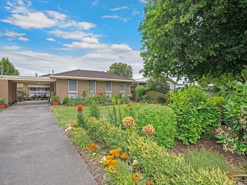 37 Armstrong Street, Colac VIC 3250