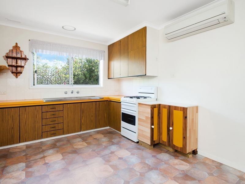 3/8 McAdam Crescent, Colac VIC 3250