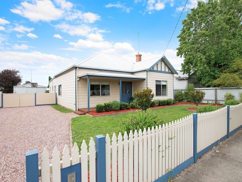 60 Armstrong Street, Colac VIC 3250