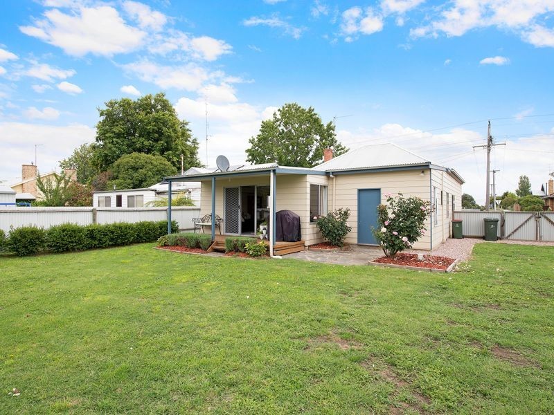 60 Armstrong Street, Colac VIC 3250