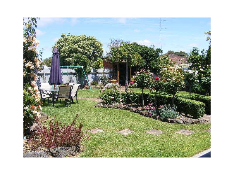 186 Pound Road, Elliminyt VIC 3250