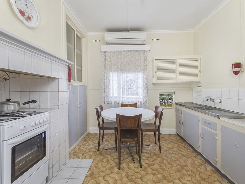 53 Moore Street, Colac VIC 3250