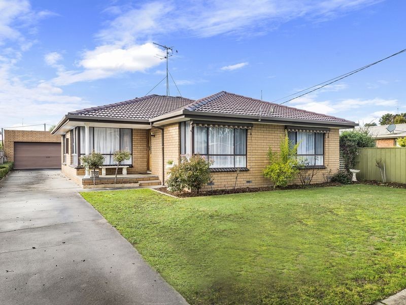 10 McLennan Street, Colac VIC 3250