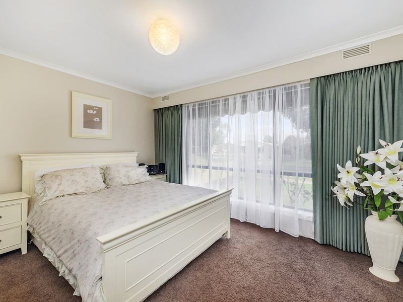 10 McLennan Street, Colac VIC 3250