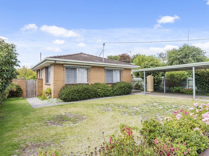 2 McDonald Street, Colac VIC 3250