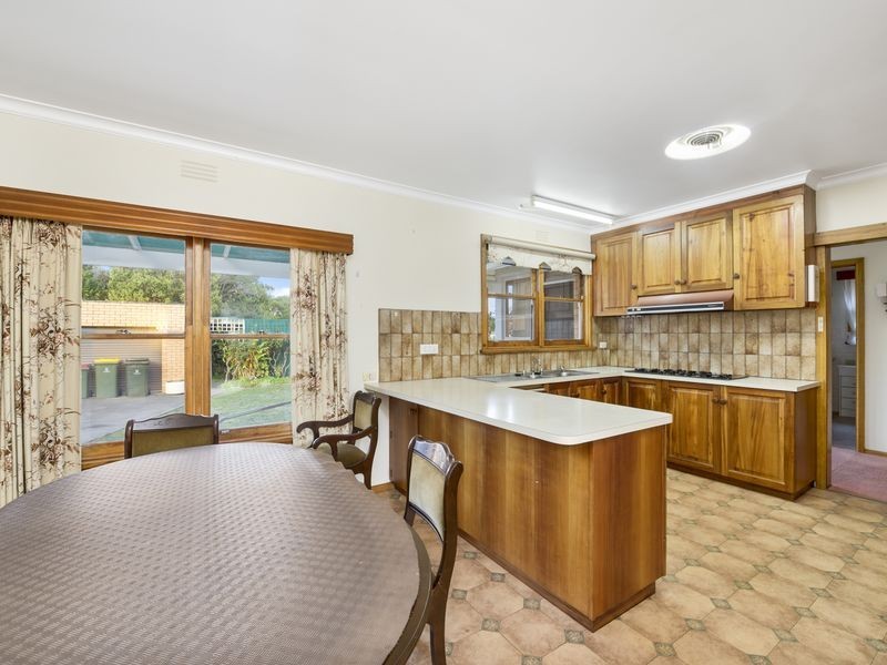 14 Airdrie Street, Colac VIC 3250