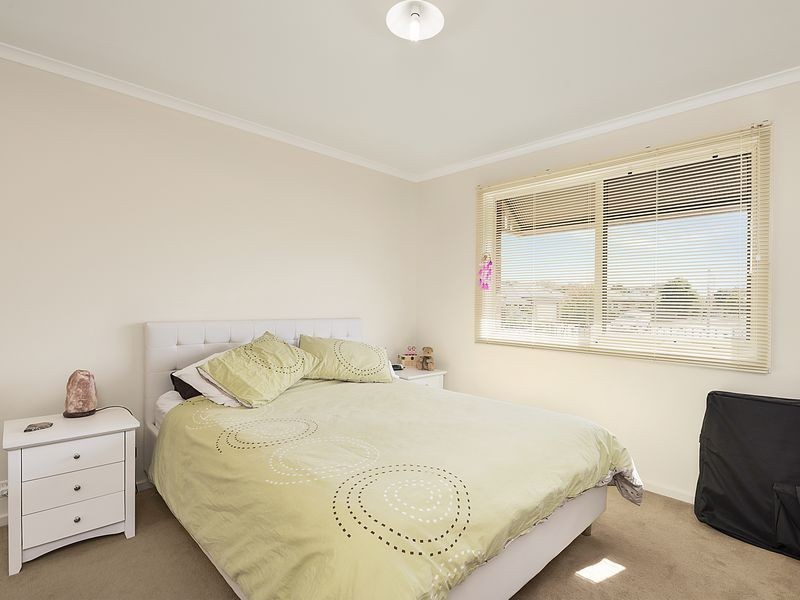 16 Jellie Street, Colac VIC 3250