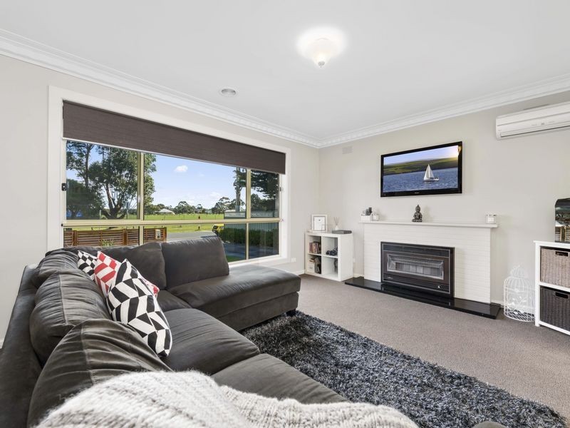 94 Sinclair Street, Colac VIC 3250