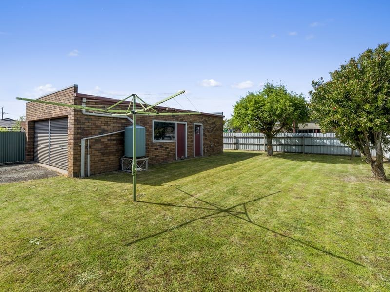 4 Little Woods Street, Colac VIC 3250