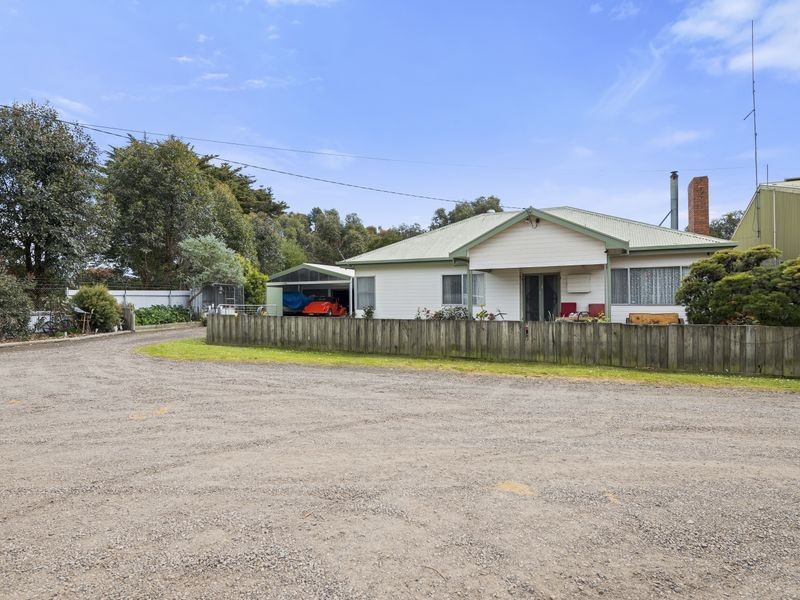 386 Princes Highway, Colac West VIC 3250