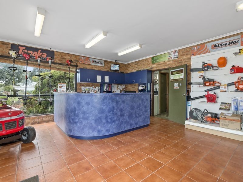 386 Princes Highway, Colac West VIC 3250