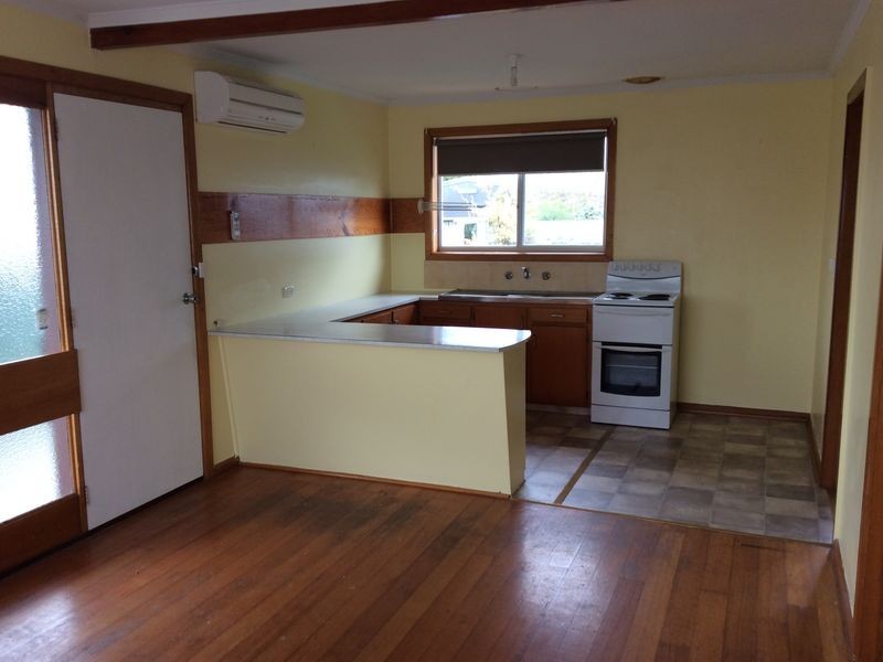 14 Carr Street, Colac VIC 3250