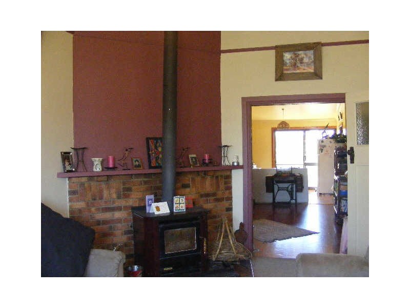 27 Jennings Street, Colac VIC 3250