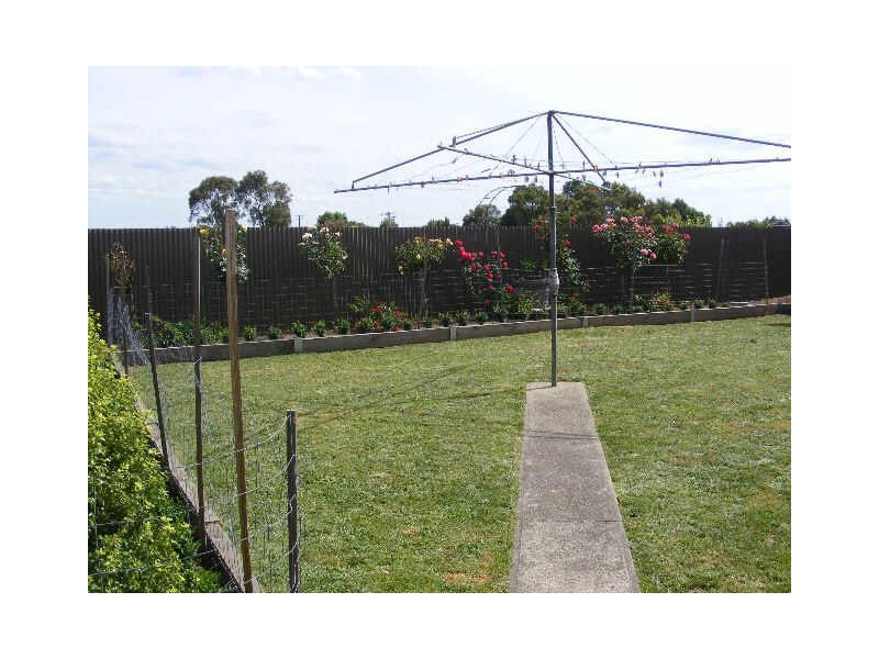 6 John Crescent, Colac VIC 3250