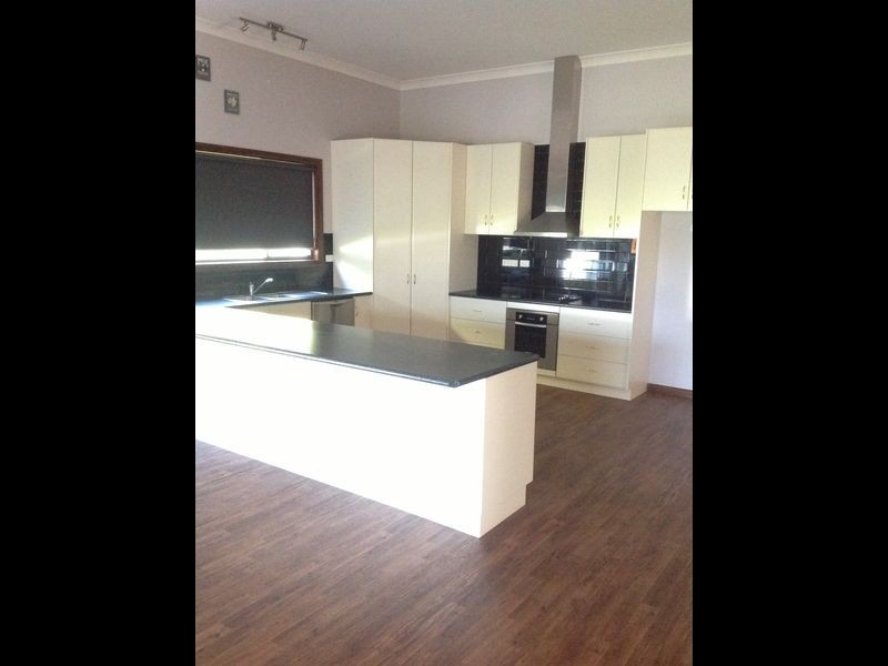 44 Hart Street, Colac VIC 3250