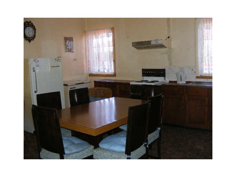 80 Moore Street, Colac VIC 3250