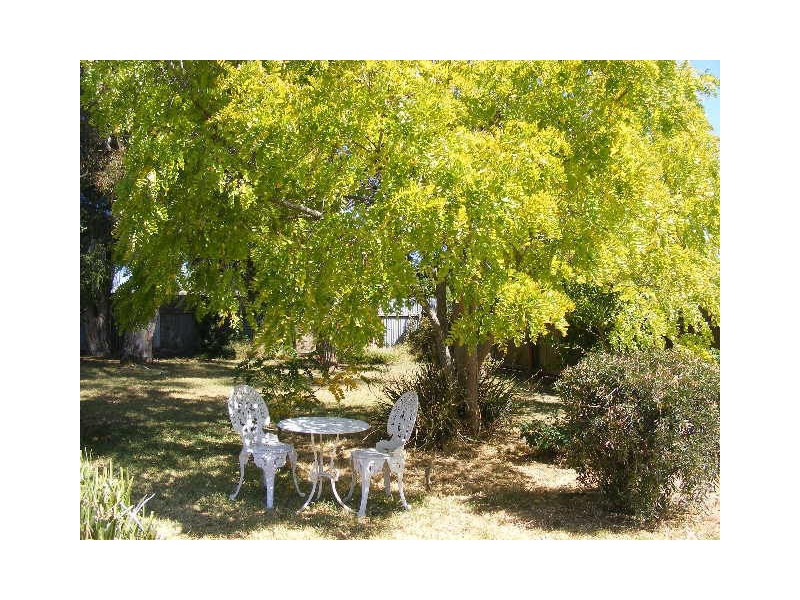 80 Moore Street, Colac VIC 3250