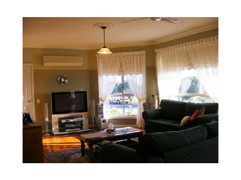 10 Spring Street, Elliminyt VIC 3250