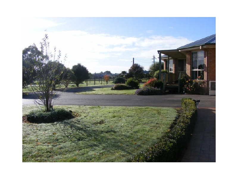 10 Spring Street, Elliminyt VIC 3250