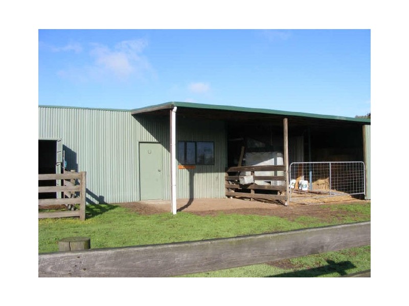 10 Spring Street, Elliminyt VIC 3250