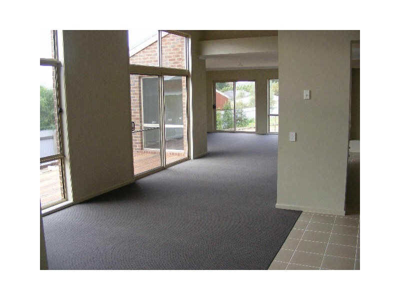 1 Scanlan Drive, Elliminyt VIC 3250